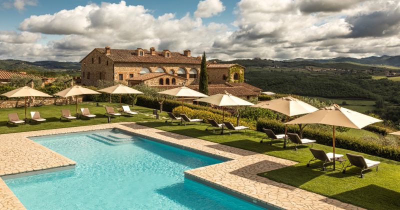 Hotel Le Fontanelle pool, Tuscany