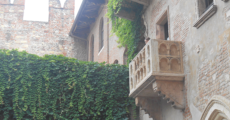 Juliet's-balcony
