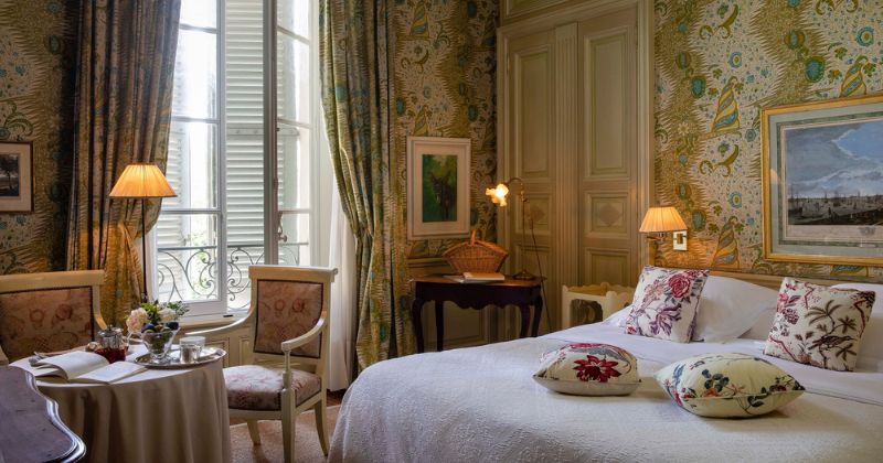La Mirande Deluxe room, Avignon