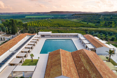 Luxury boutique hotel in Noto, Sicily with swimming pools and vineyards