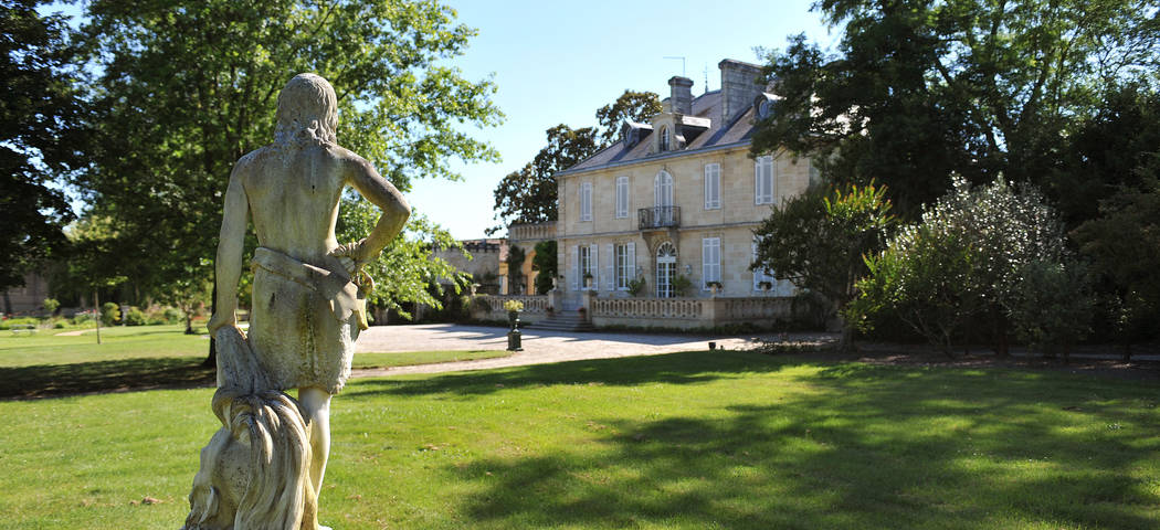 Bordeaux wine tours