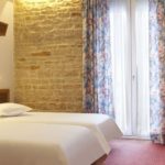 Hotel le Jura bedroom