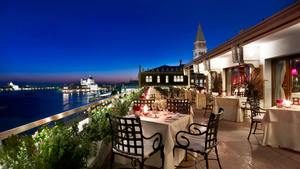 Hotel Danieli Restaurant Terrace- website