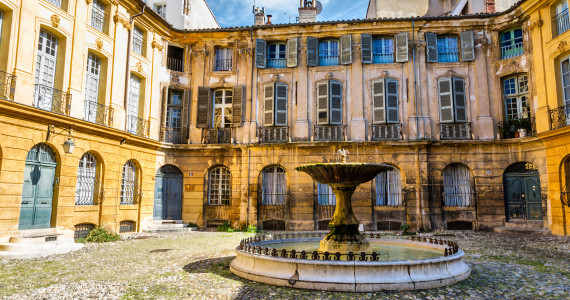 Alberta Square in Aix-en-Provence