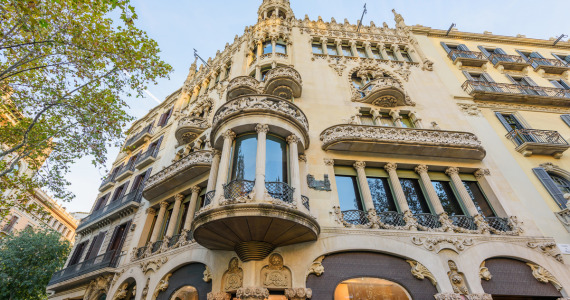 Architecture on Passeig de Gracia, Barcelona wine tasting tour
