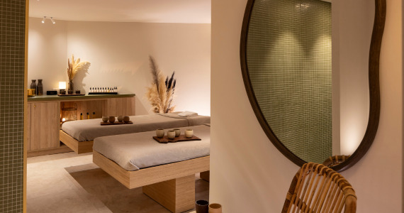 La Briqueterie Champagne, spa treatment room