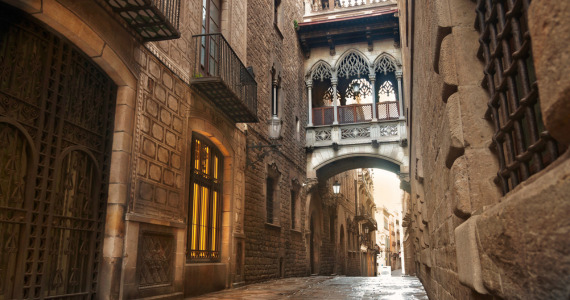 Gothic quarter architecture Barcelona, Barcelona wine tasting tour