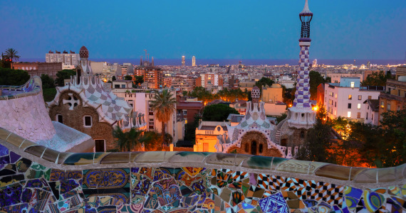 Parc Guell in Barcelona at night, Barcelona wine tasting tour Parc Guell in Barcelona at night, Barcelona wine tasting tour