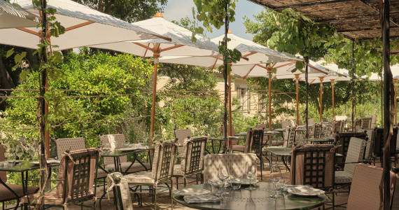 Hotel du Couvent, La Guingette summer restaurant, Nice, France