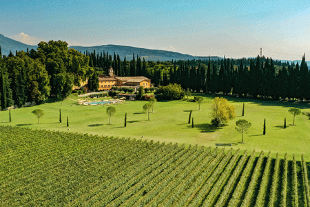 Amarone wine tour - Outdoor---Credits-Villa-Cordevigo