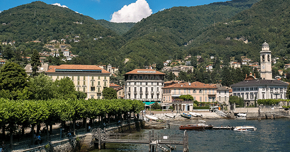 Lake Como wine tours - Piazza-Risorgimento-dal-Lago-Credits-Comune-Cernobbio