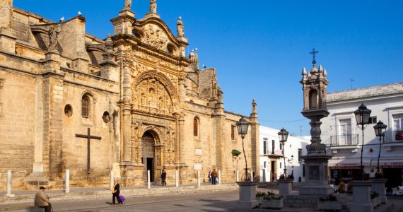 Andalusia sherry tours, El Puerto de Santa Maria church Iglesia Mayor Prioral, credit Andalusia Tourism