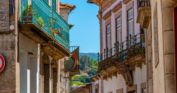 Vinho Verde Portugal, Amarante streets
