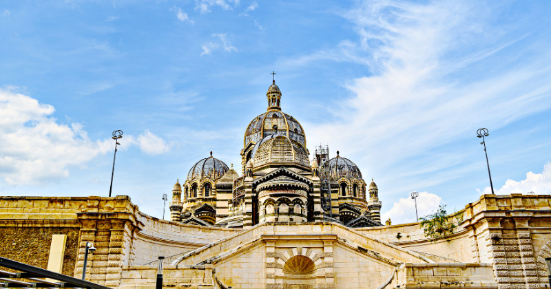 Marseille cathedral can be visited on a honeymoon to provence