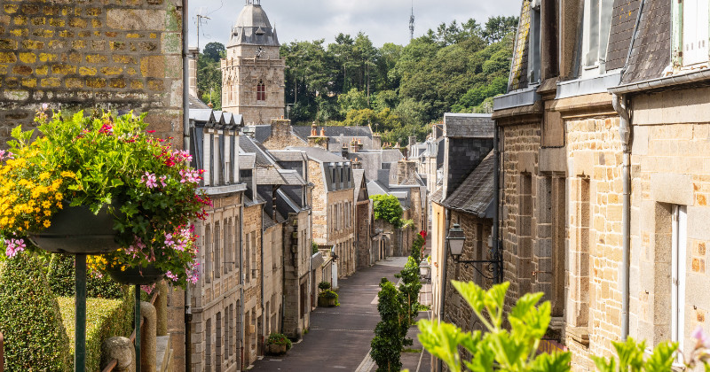 You can explore many artisan cheesemakers in Normandy